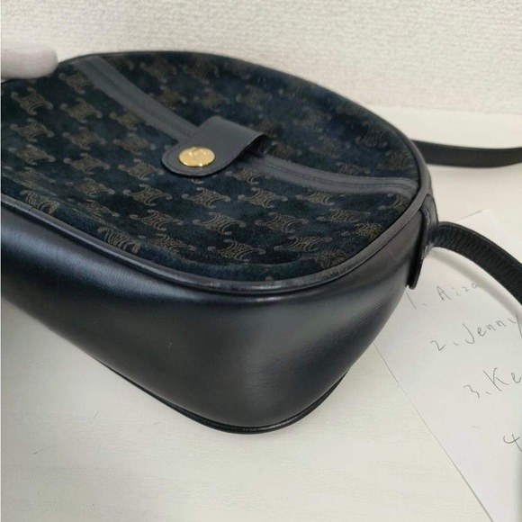 Celine Crossbody in good Condition!! - Picture 3 of 16